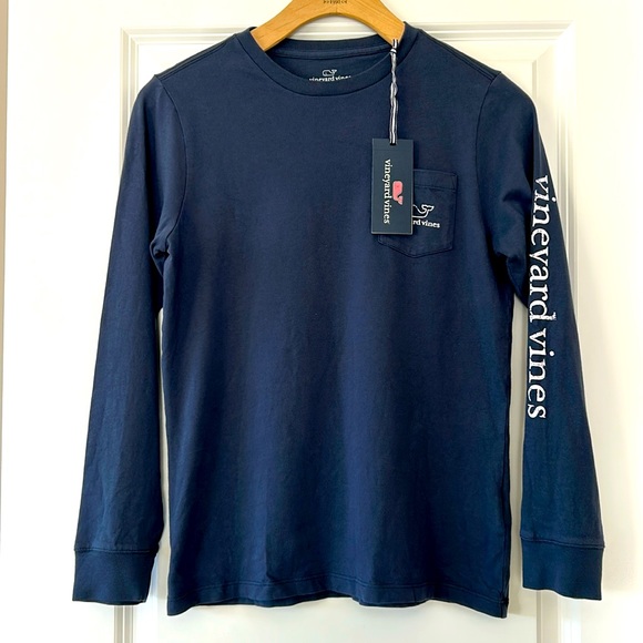 ⭐️NWT!⭐️Vineyard Vines Kids Vintage Whale Pocket Tee in Blazer Blue Long Sleeves - Picture 1 of 9